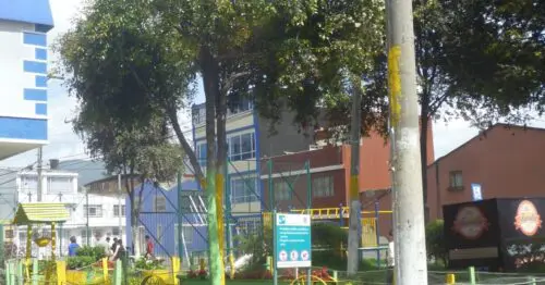 PARQUE PUBLICO BARRIO VERAGUAS PARQUE PUBLICO BARRIO VERAGUAS